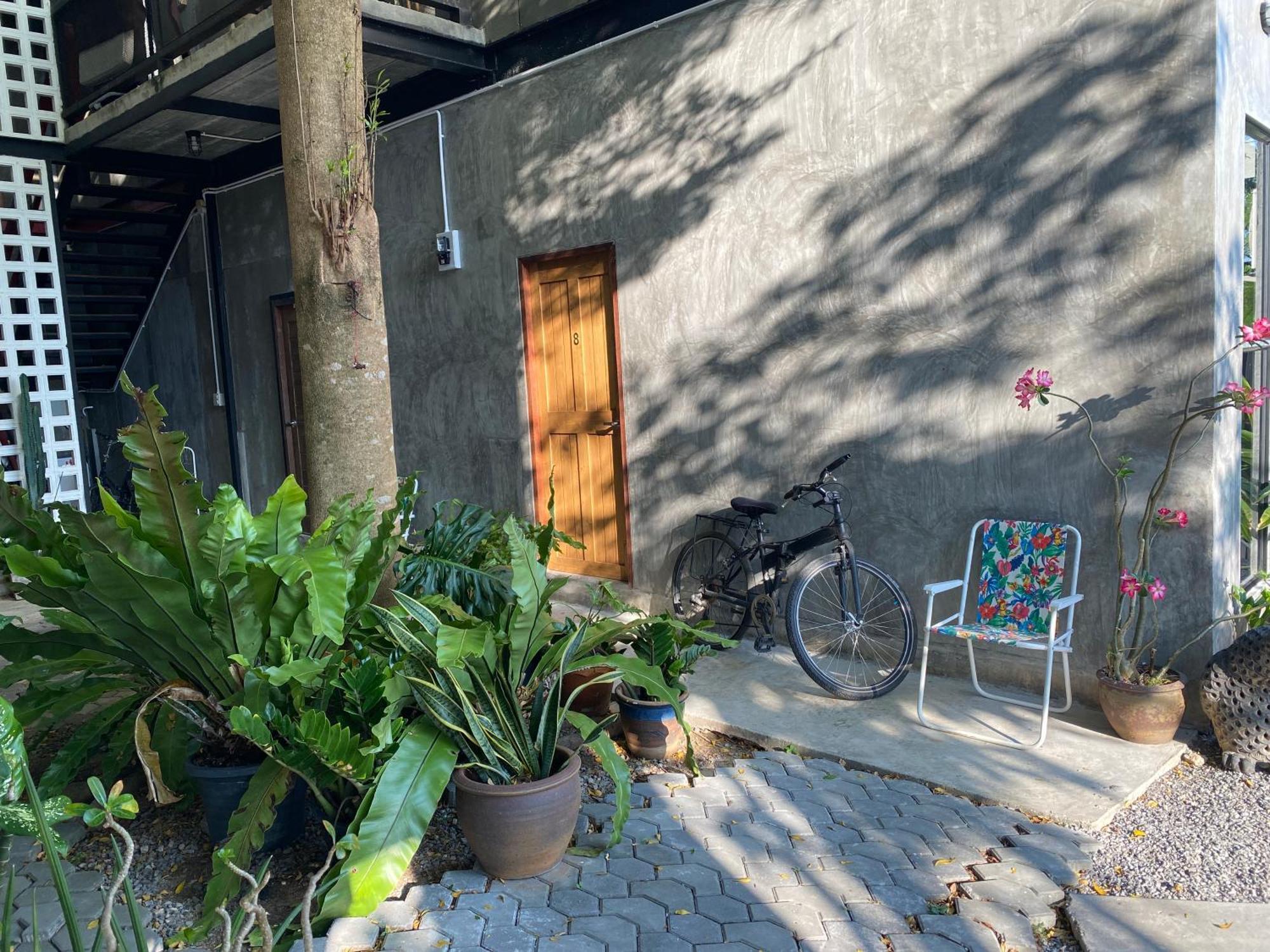 Nokhook House Vandrarhem Trang Exteriör bild